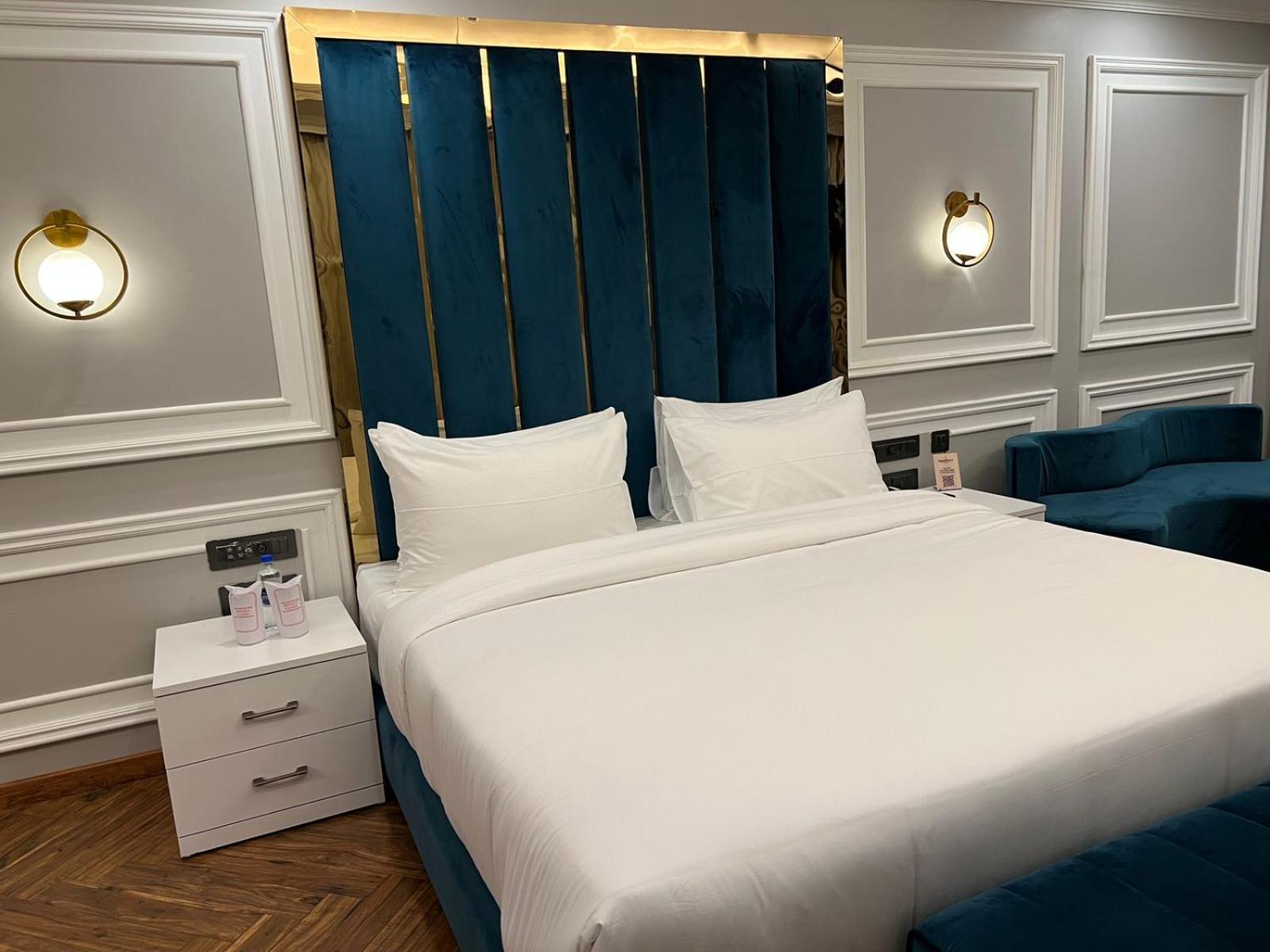 Claret Inn & Suites - Dalhousie Dış mekan fotoğraf