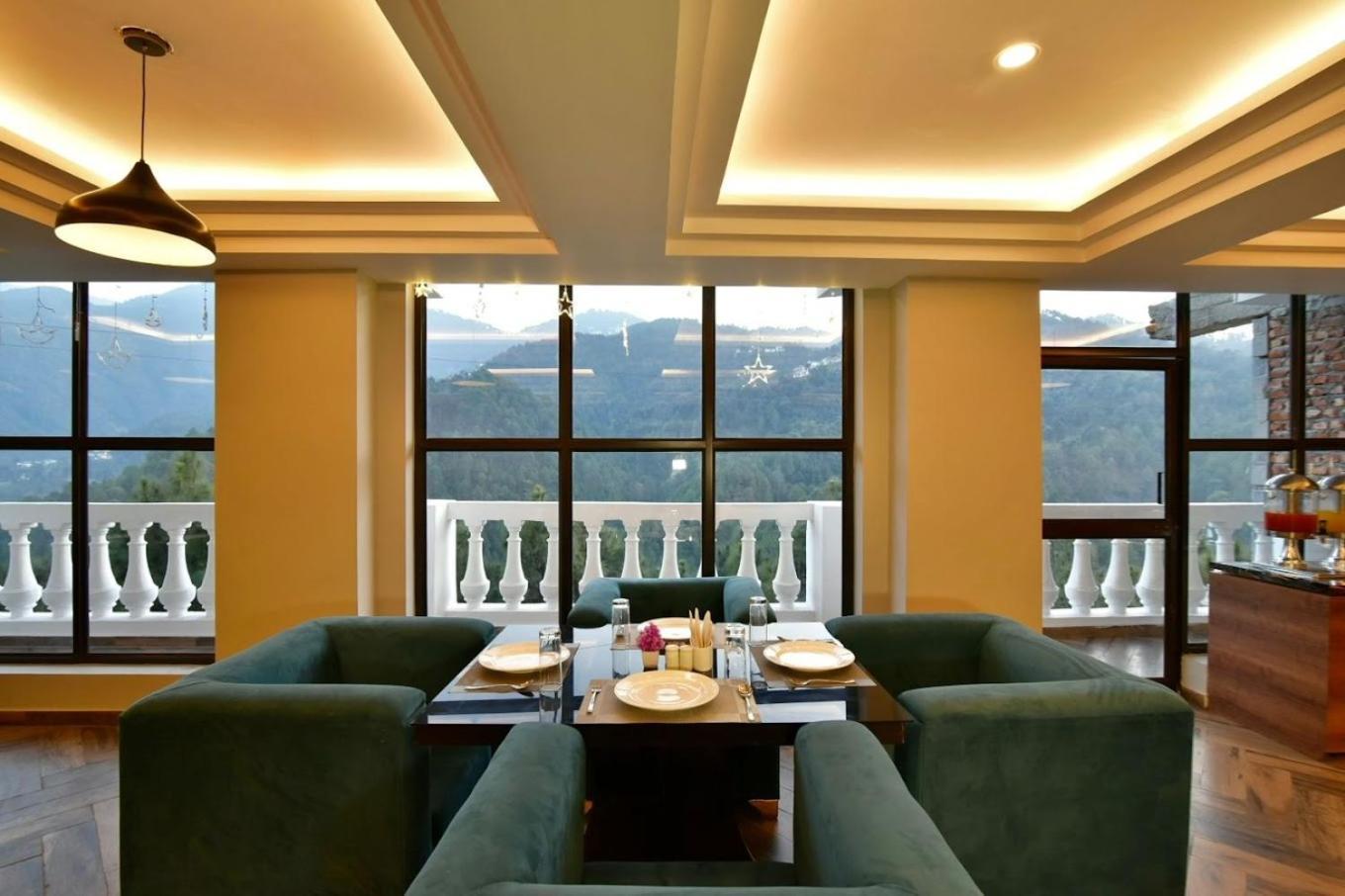 Claret Inn & Suites - Dalhousie Dış mekan fotoğraf